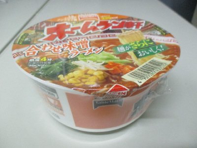 ホームラン軒　合わせ味噌ラーメン　Ｔ０３